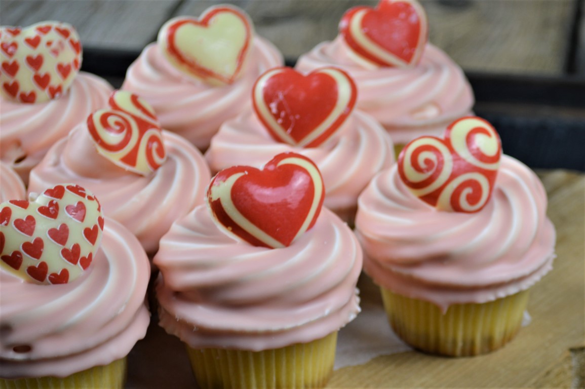 Cupcakes luxe afgewerkt bestellen Bakkerij van der Grijn